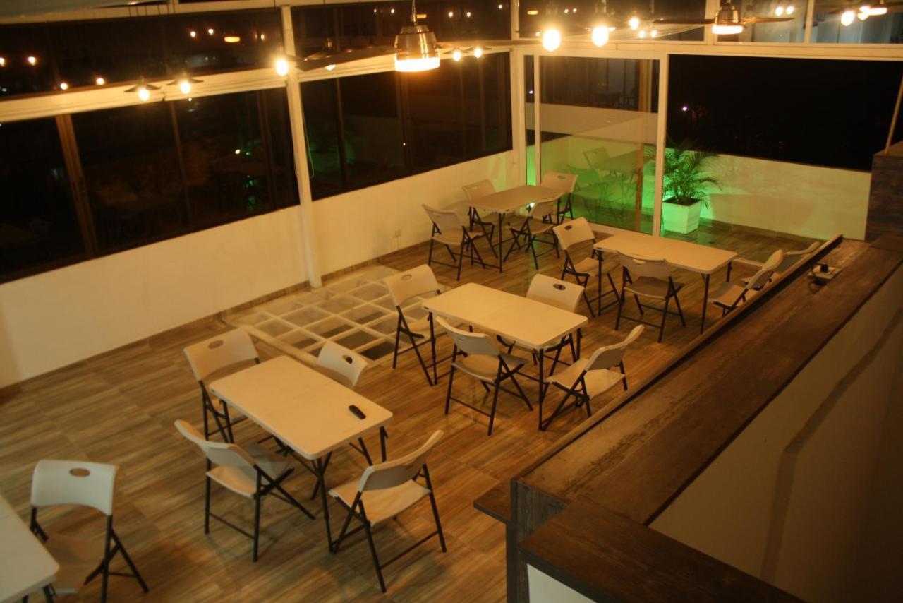 Apartahotel Kelly カリ エクステリア 写真