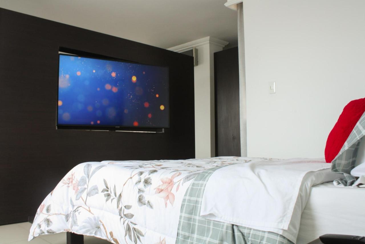 Apartahotel Kelly カリ エクステリア 写真